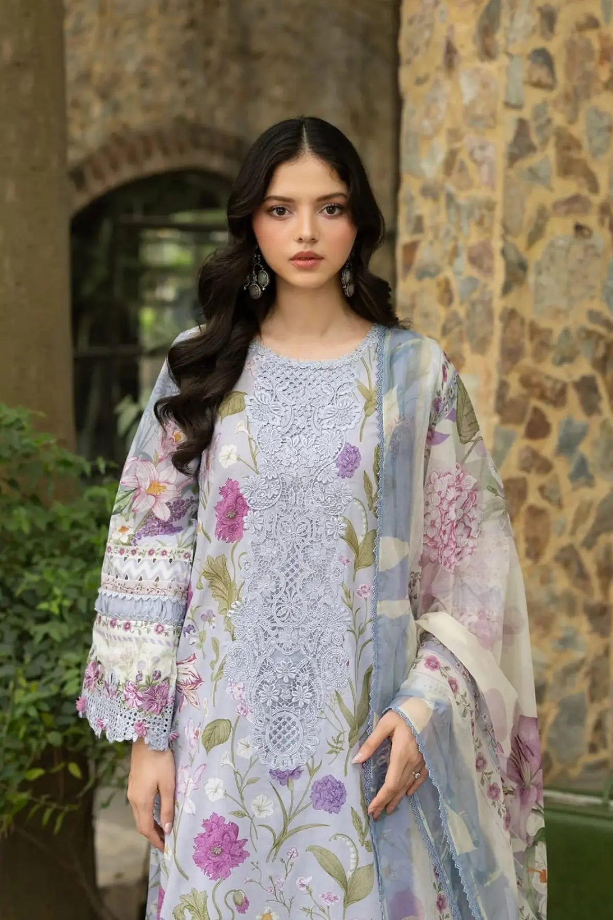 ESG-5A Ariana Elaf Premium lavender lawn stitched 3PC suit with printed chiffon dupatta by Pakistanimoda