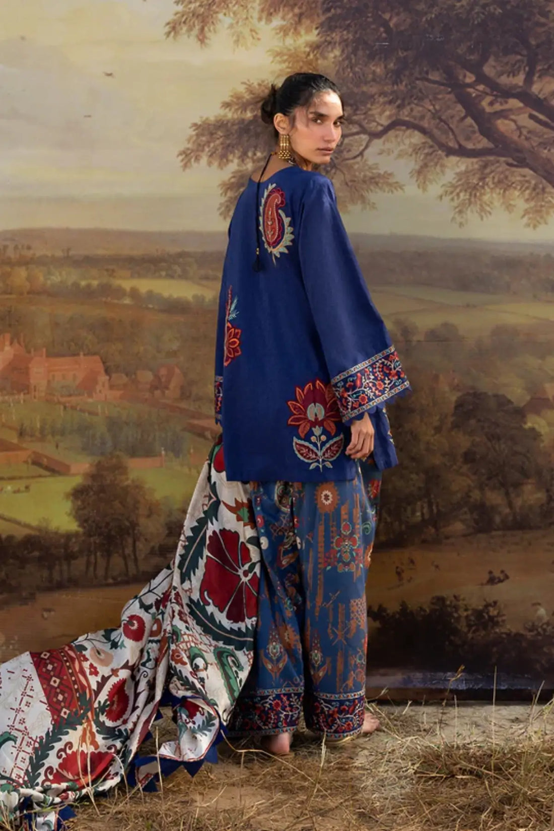 ara navy summer lawn 3PC by Zainab Chottani with silk dupatta