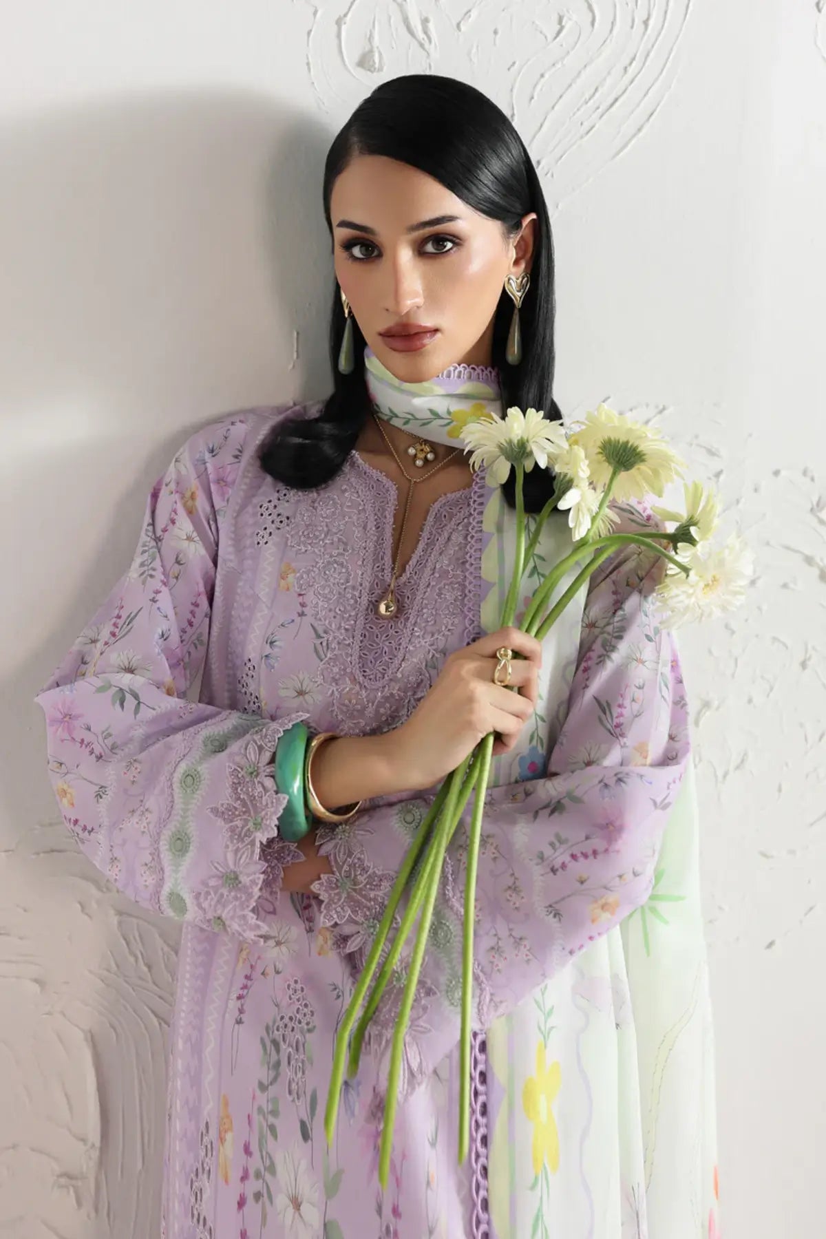 Elsie QQP-08(B) by Qalamkar pastel lilac lawn stitched 3PC suit with chikankari embroidery, printed lawn dupatta, and plain cotton trousers.