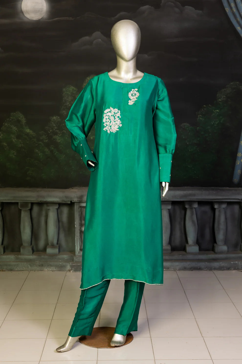 Emerald Moonlight- Elegance Formal Wear Embroidered Dress