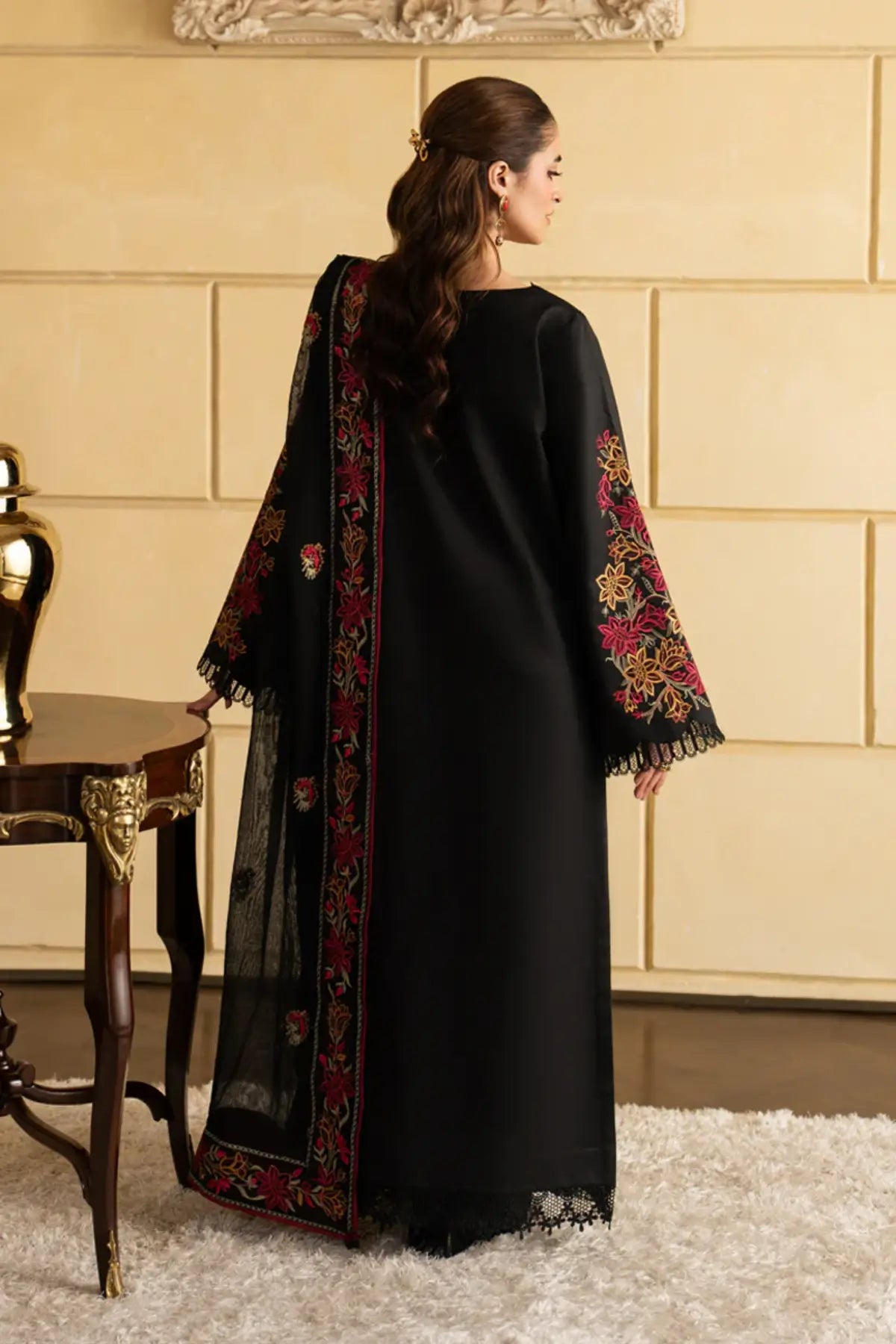 Ezra Graphite Black lawn stitched 3 piece suit by Rang Rasiya Carnation Eid Edit 2026 with cotton net dupatta