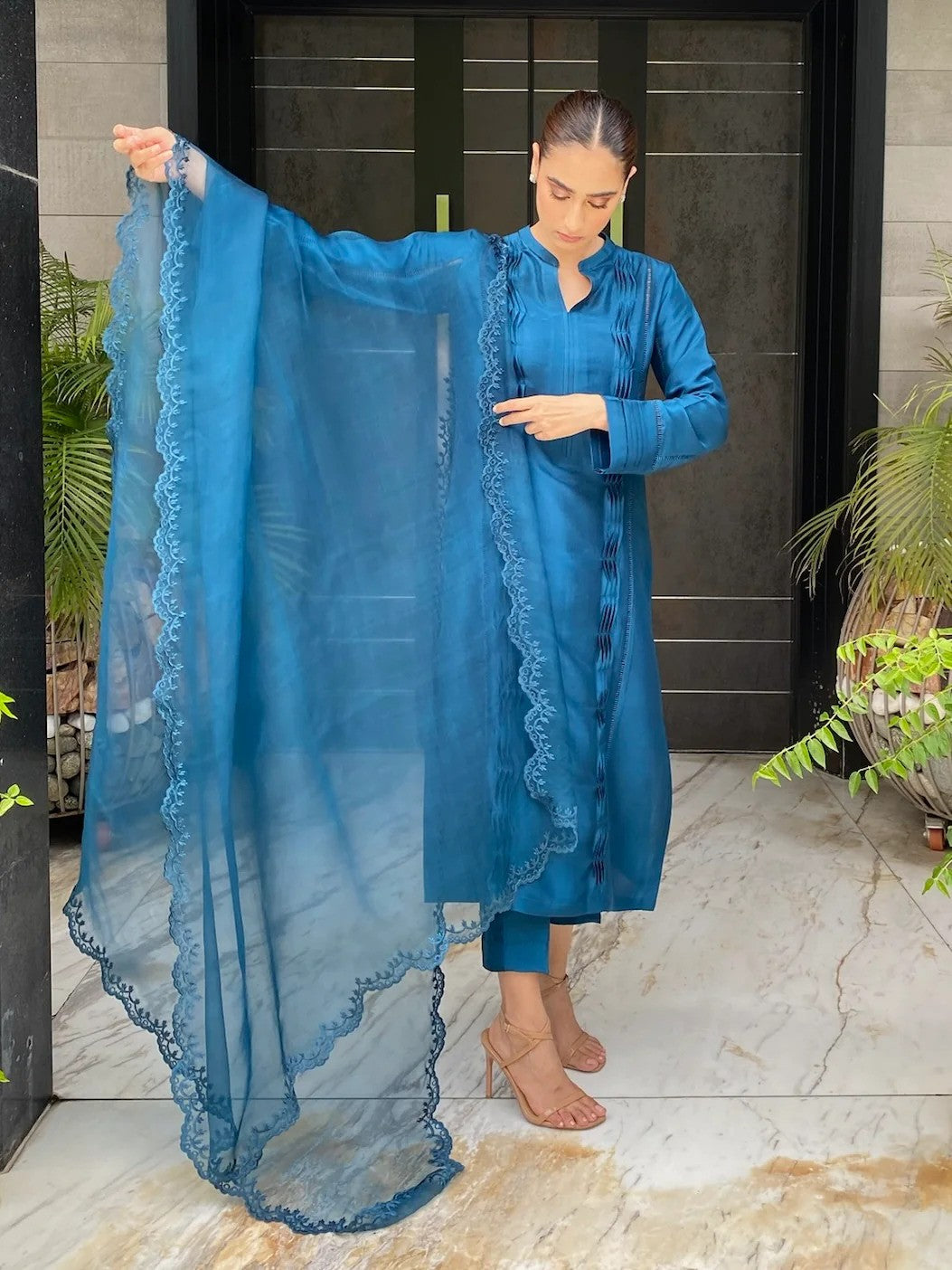 Fasana - Beautiful Blue Silk Outfit