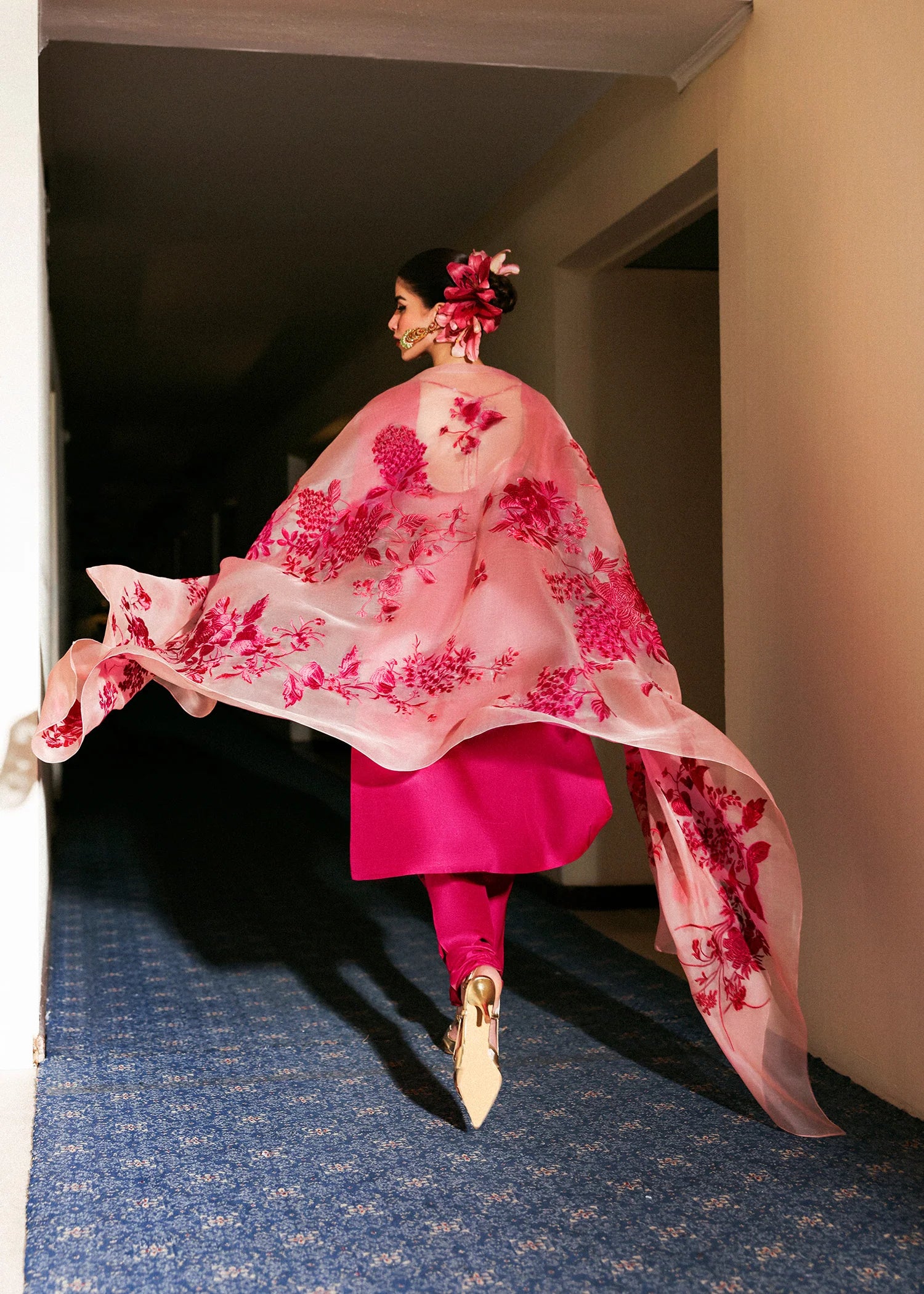 Fusche – Pink raw silk shirt with lace sleeves, churidar, and organza dupatta – Pakistani festive outfit for Canada at Pakistanimoda