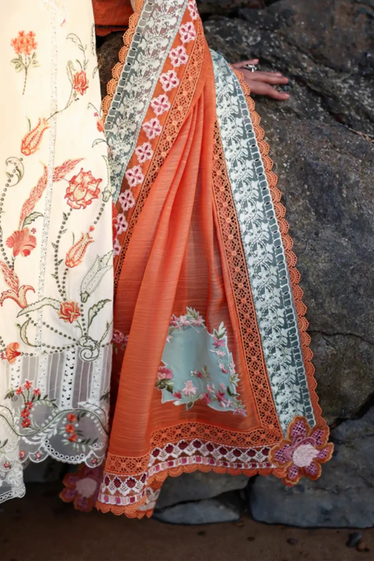 GIA-5-A Saira Shakira Breeze ivory embroidered lawn suit Pakistanimoda