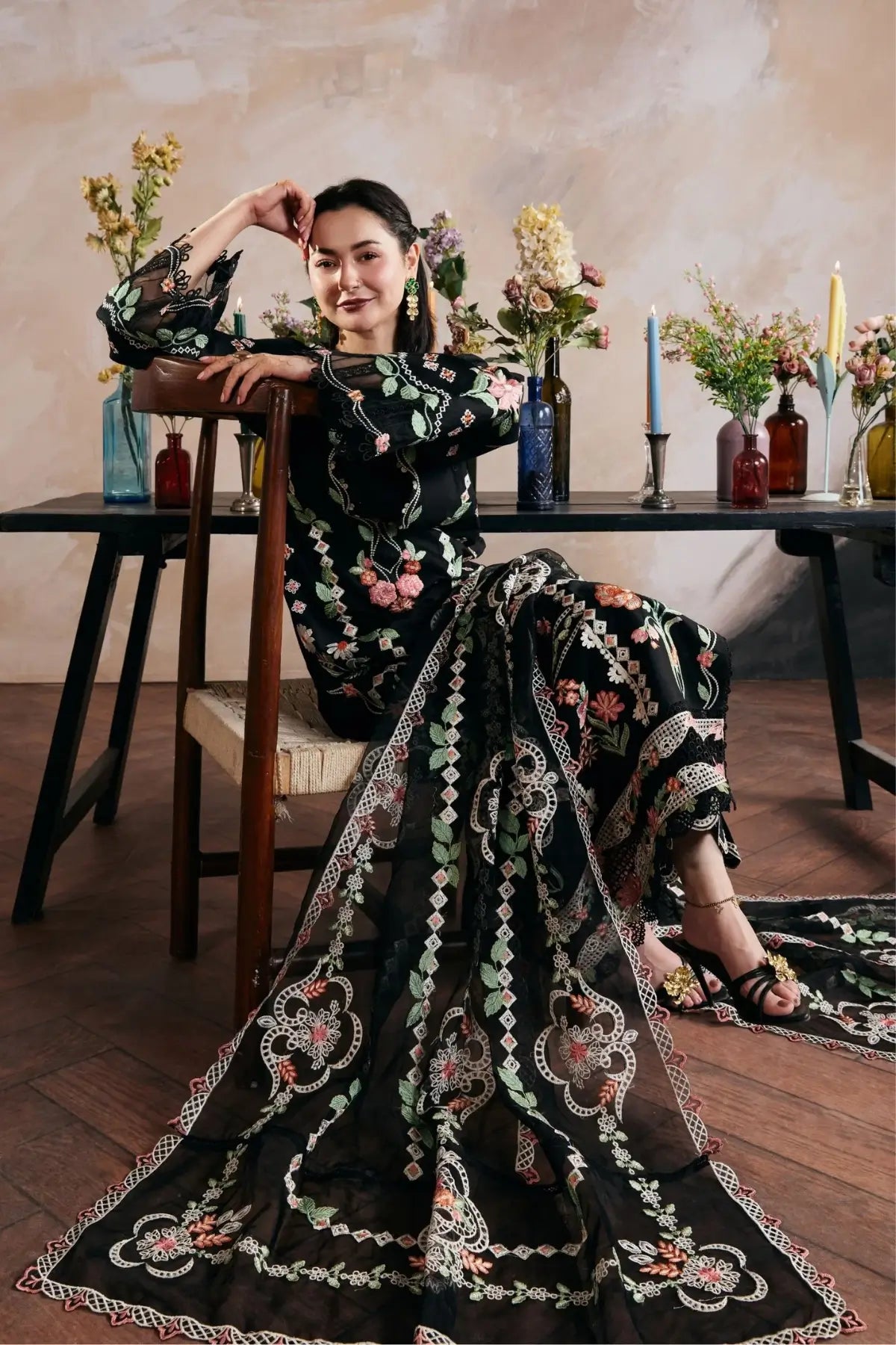Gul Meena – Maryam Hussain Luxury Lawn Black Stitched 3PC Suit