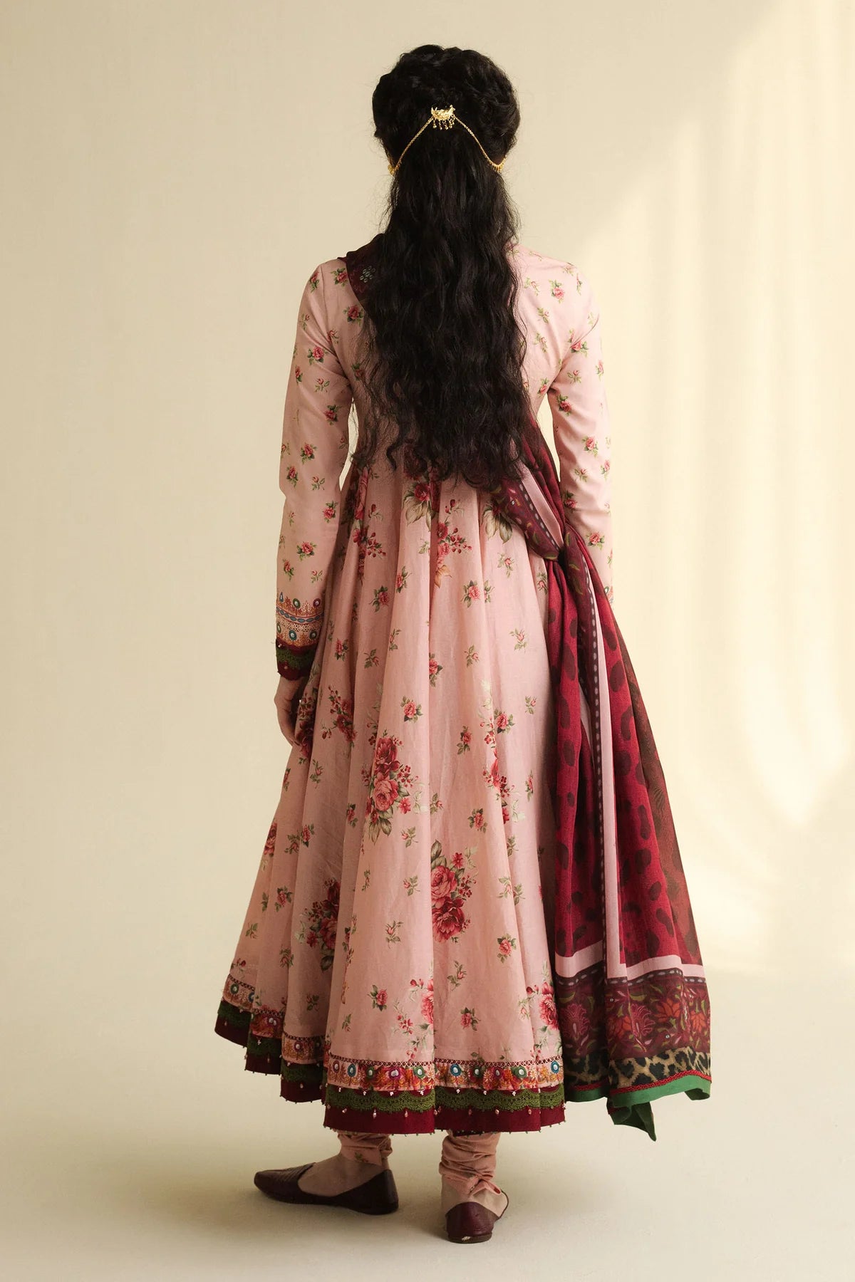 Gulnaar-D5-Vintage Mughal-inspired Pima-Lawn outfit with high neckline by-Zara shahjahan