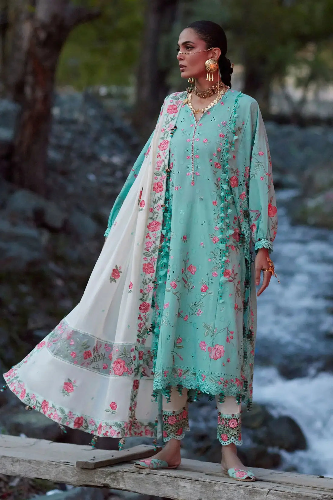 Gulraaz EL26-08 B aqua blue Élan Lawn'26 stitched 3PC suit with voile dupatta