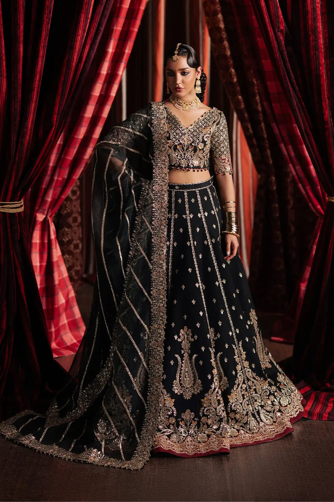 Gulraiz Afrozeh black raw silk lehenga choli DIVANI 2025 Pakistani bridal wear stitched Pakistanimoda