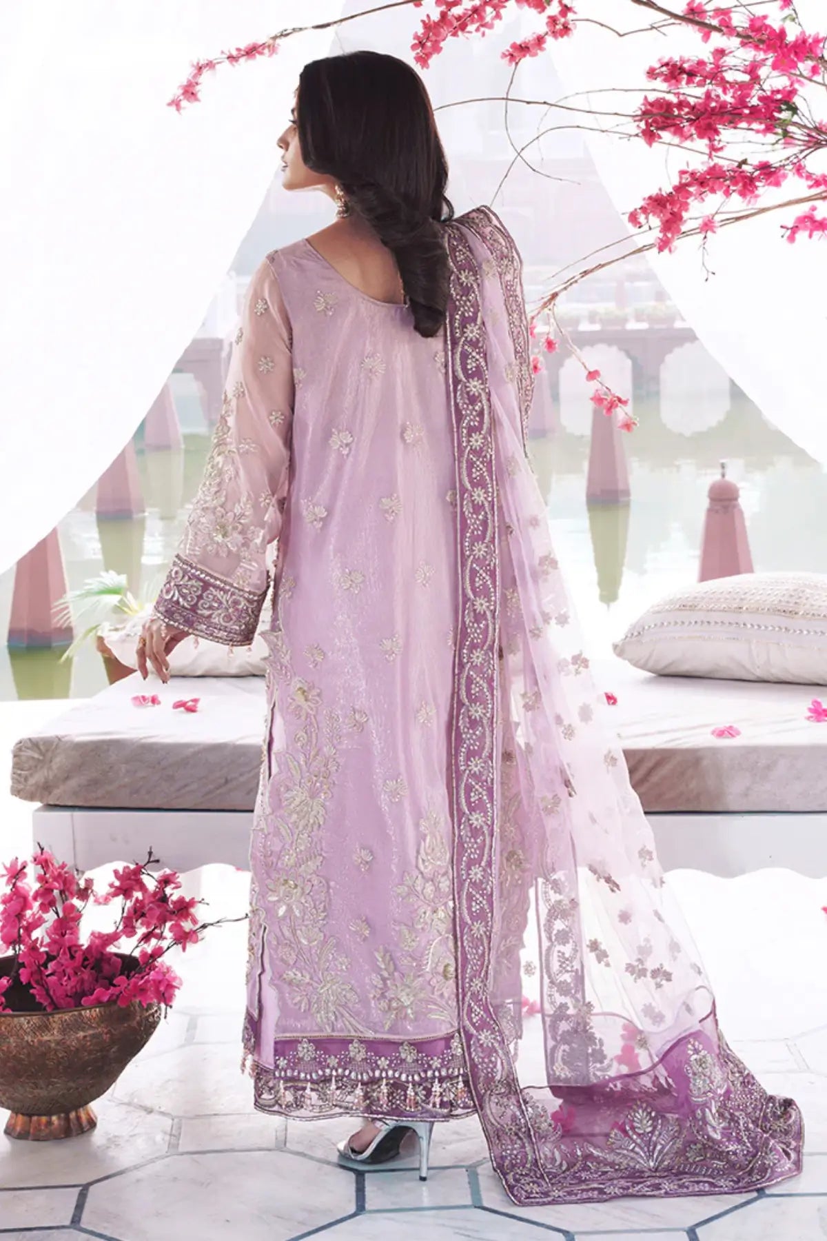 Gulraiz pink signature stitched bridal edit UK buyers embroidered organza net dupatta Pakistanimoda.com