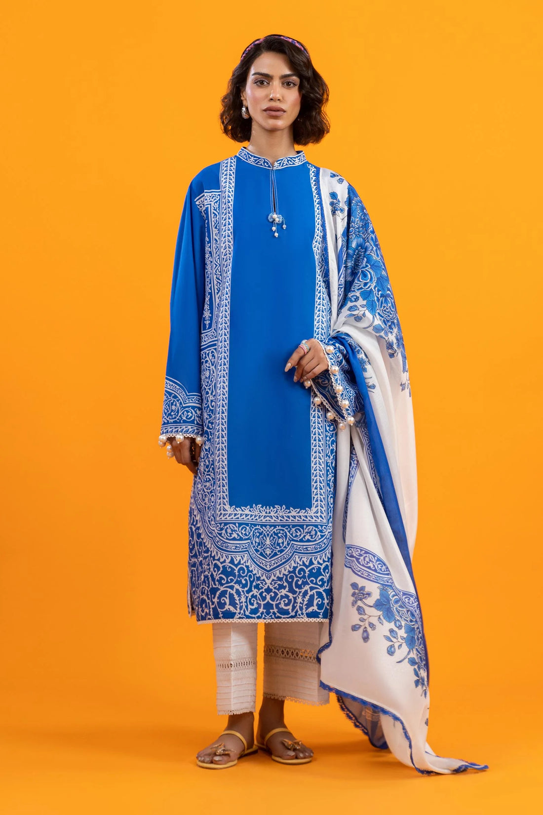 H253-008B-2S – Mahay Summer stitched lawn suit with chiffon lace dupatta and cambric trousers – Pakistanimoda