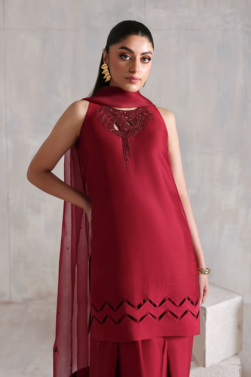 Maroon Pakistani raw silk short shirt and trouser set with organza dupatta – perfect for Eid and formal events in USA, UK, and Canada.
