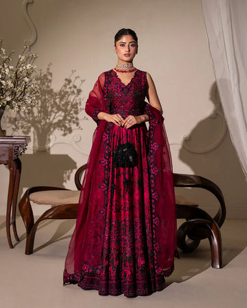 Havin Faiza Saqlain magenta stitched pishwas with embroidered organza dupatta and silk trousers – Pakistanimoda