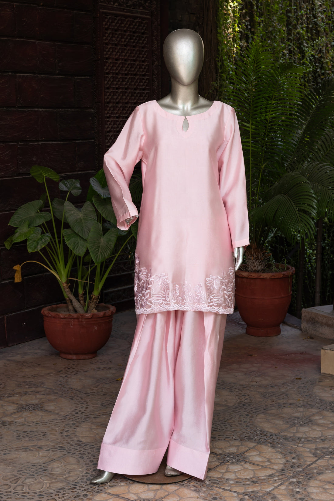 Haya - Elegant Powder Pink Sheesha Silk Suit with Embroidery and Dupatta