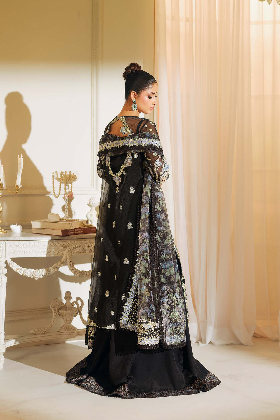 Hoor – Maryam Hussain Luxury Black Stitched Wedding Suit Online