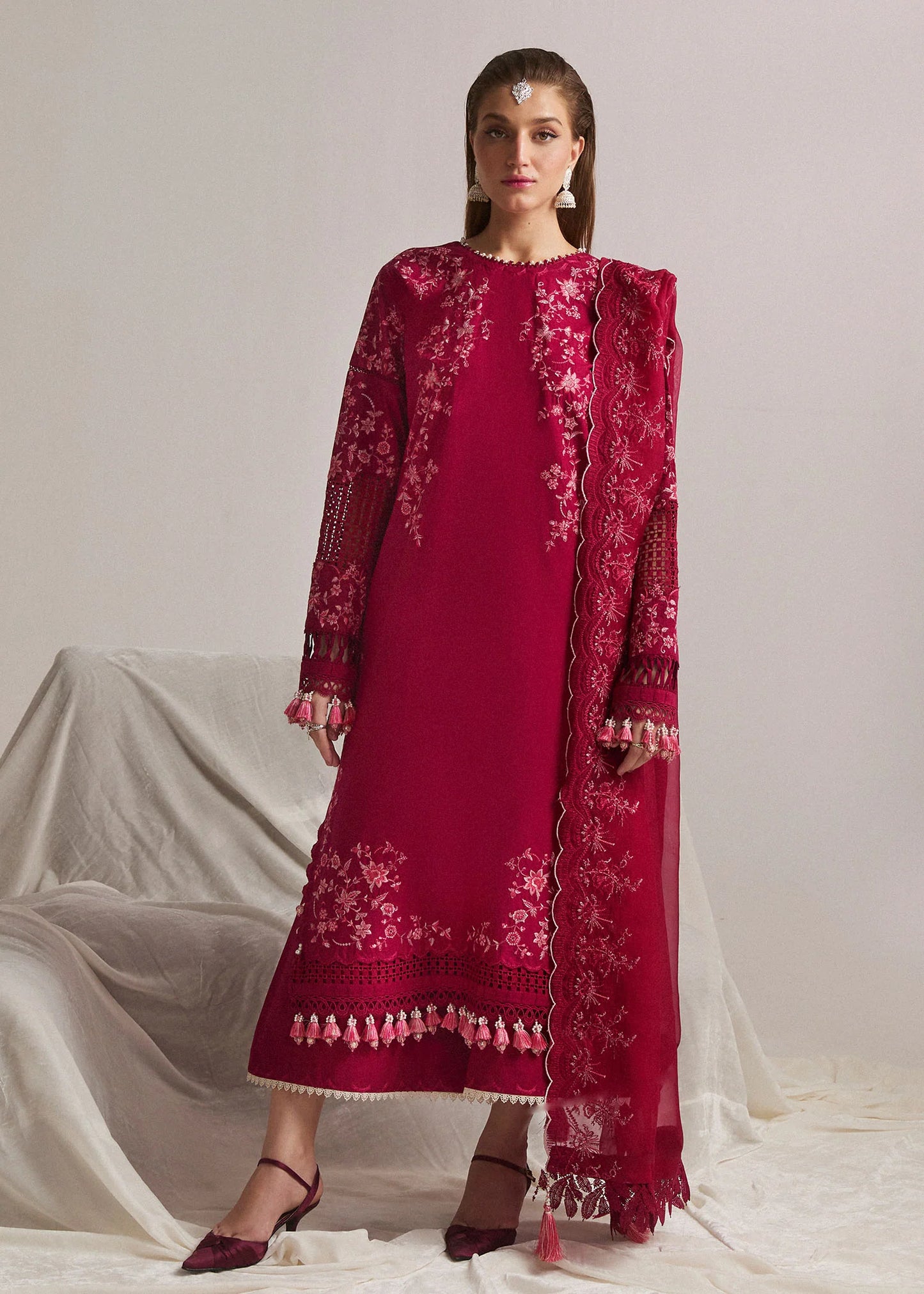 Hussain Rehar Stitched / Unstitched Pakistani Lawn - Pelle