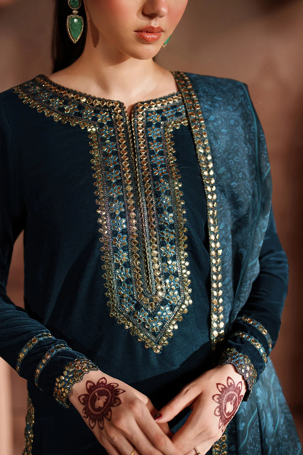 Iznik IV-64 Raagni Teal Blue Velvet Embroidered Sharara Suit – Winter Bridal & Festive Wear Online at Pakistanimoda.com
