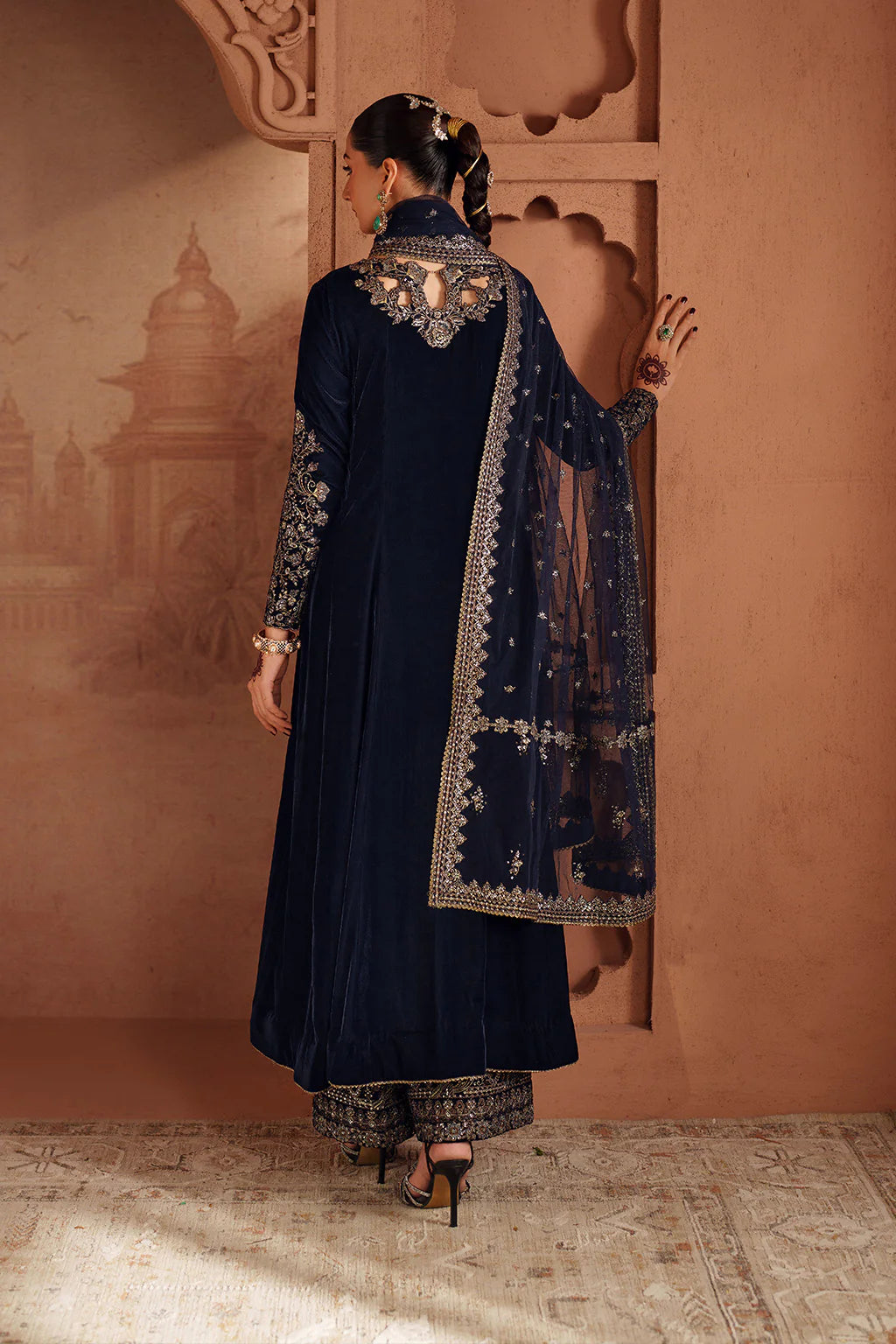 Iznik Raagni IV-66 Navy Blue Velvet Stitched Embroidered 3-Piece Suit for Wedding & Festive Wear – Shop Online Pakistanimoda.com