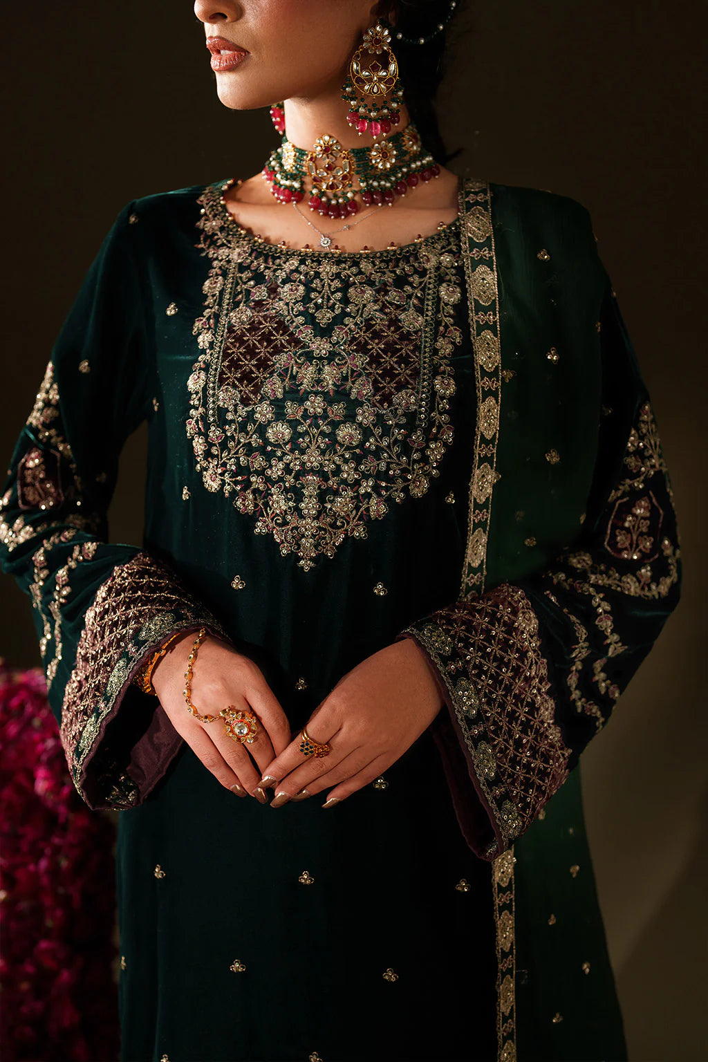 Iznik Velvet Edit II IV-69 bottle green velvet shalwar kameez with printed raw silk trouser & chiffon dupatta, stitched winter wear at Pakistanimoda.