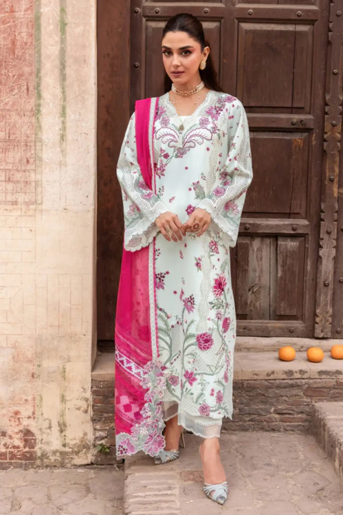 IVY-1-A Saira Shakira Breeze ivory printed lawn suit Pakistanimoda