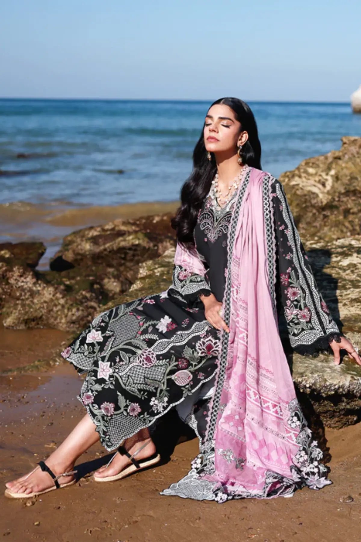 IVY-1-B Saira Shakira black lawn suit silk dupatta Pakistanimoda
