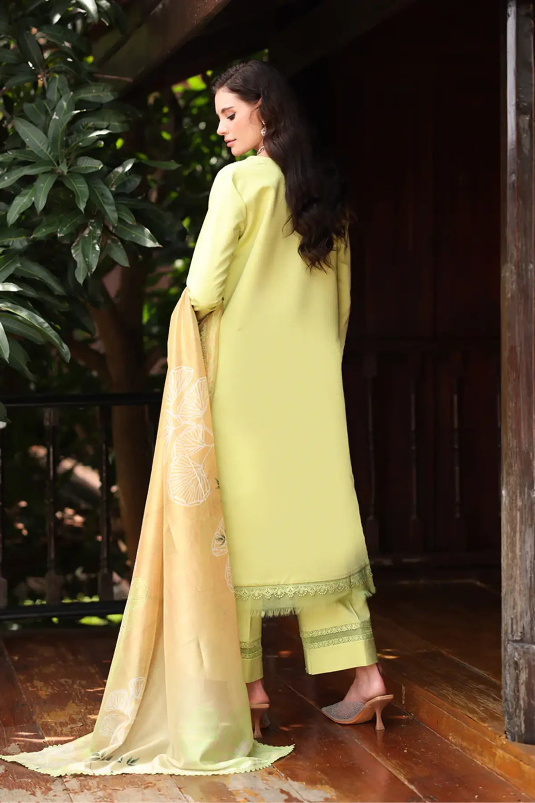 Isabella by Rang Rasiya Sia Embroidered Lawn Stitched 3PC Suit with Printed Silk Dupatta