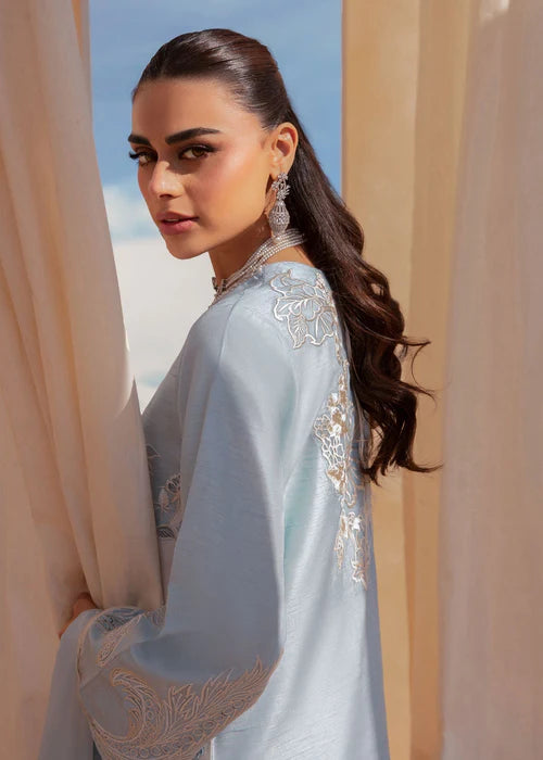 Keshi- Sky Blue Kurta Set for Women By- Saira Shakira