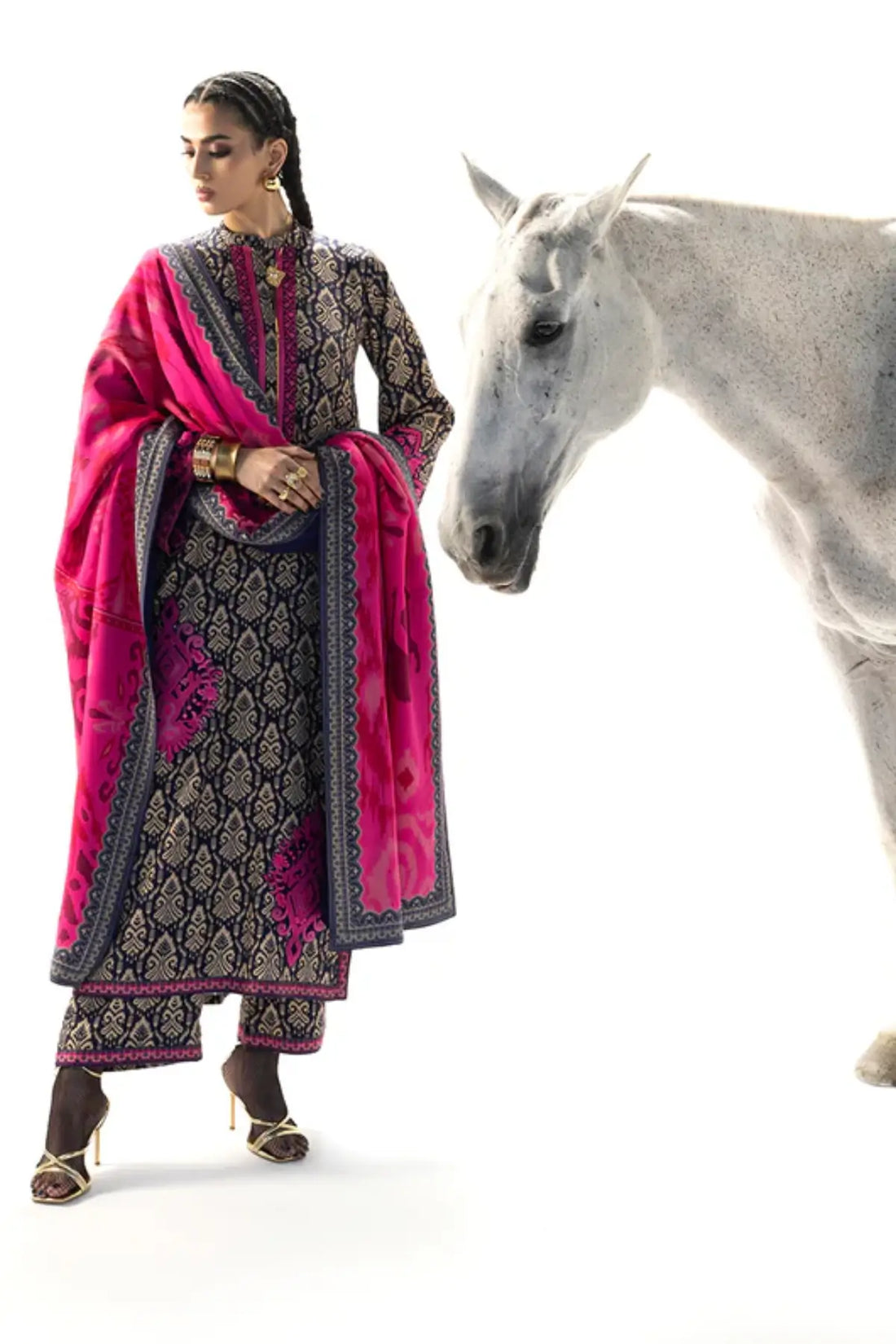 Zainab Chottani Kesia fuchsia winter shawl ensemble with Marina twill suit, available online at Pakistanimoda.