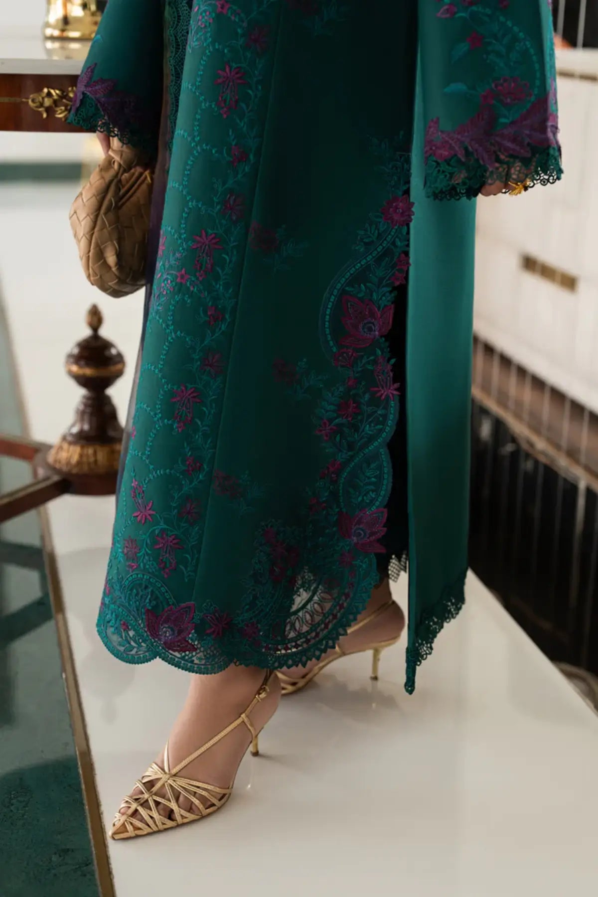 Keya Emerald Pakistani designer Eid lawn suit by Rang Rasiya Carnation Eid Edit 2026 with chiffon dupatta