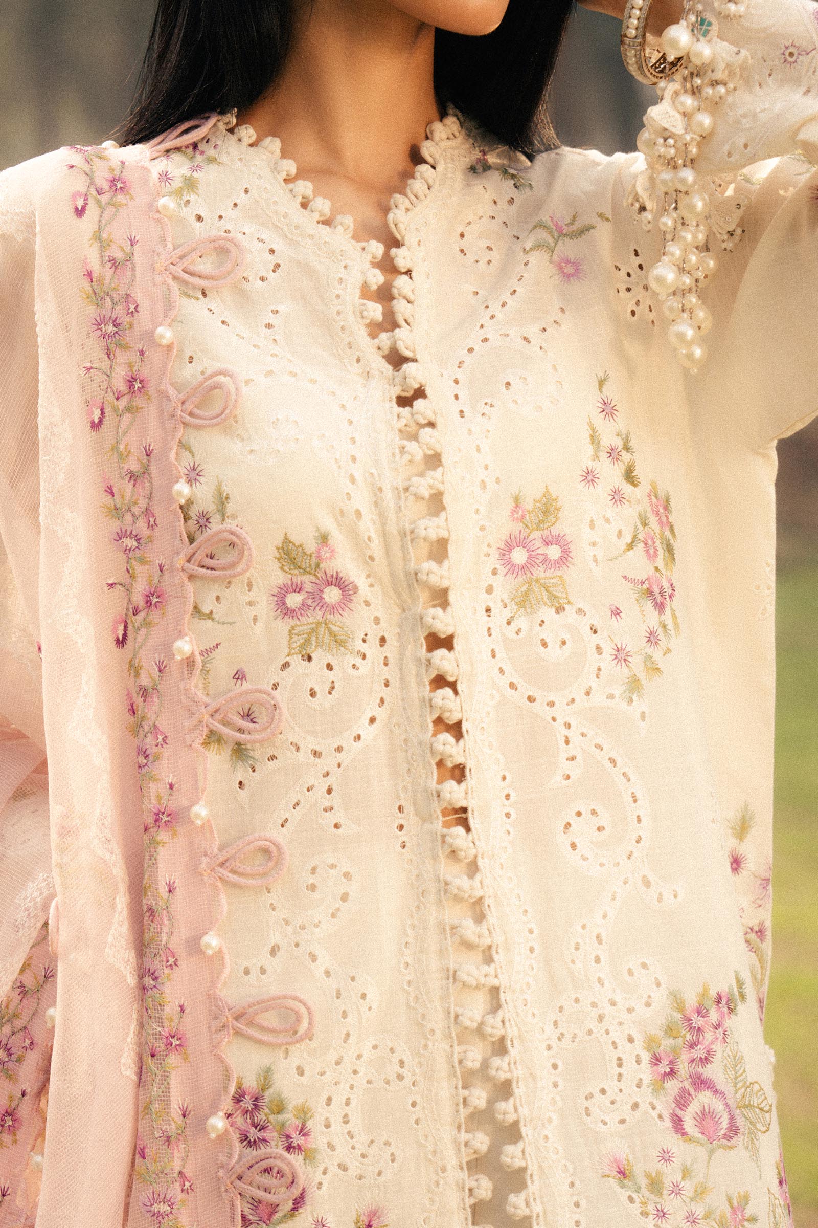 L251-001A-3CT- Off-white & Pink Luxury Lawn Outfit By- Sana Safinaz