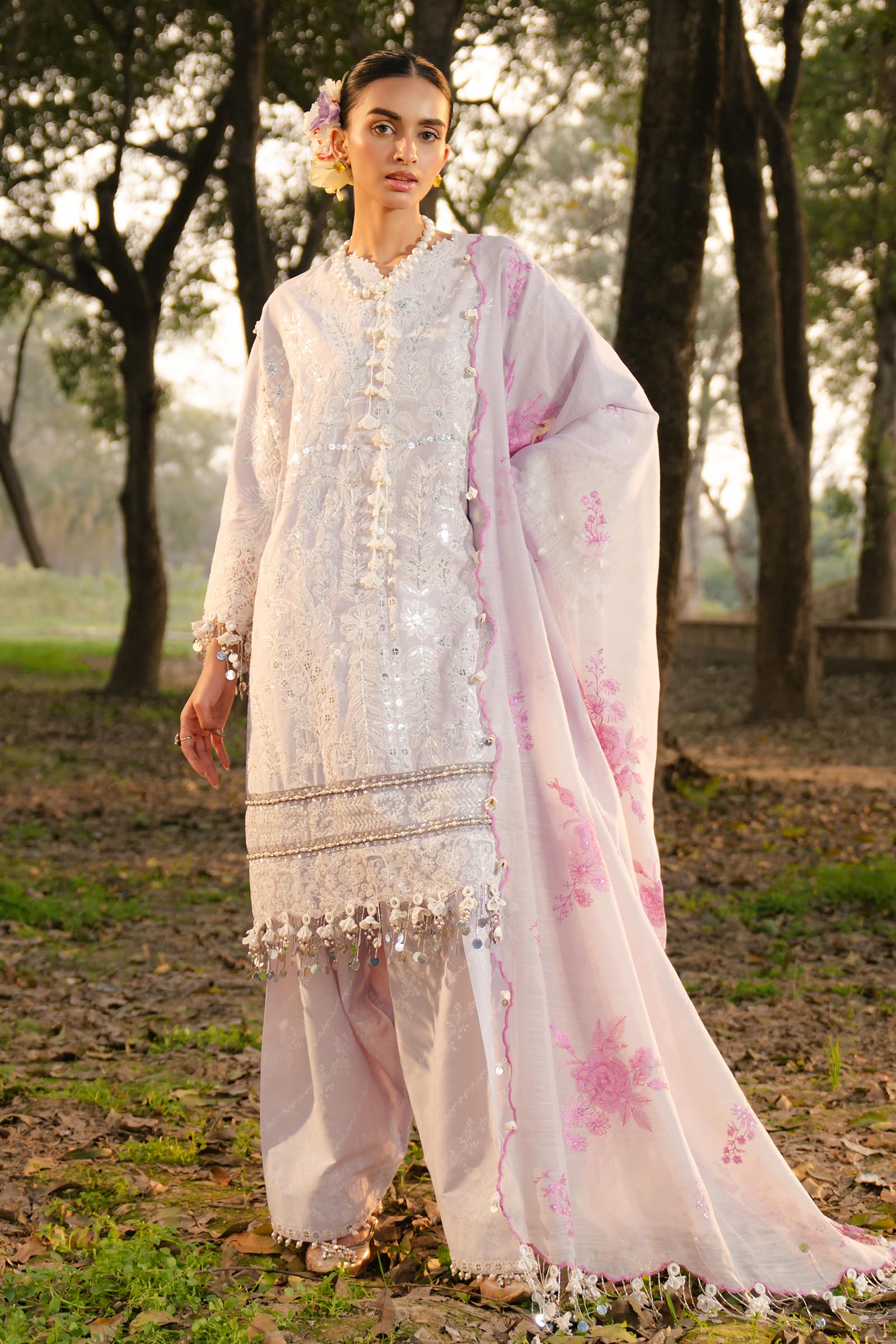 L251-002B-3DI- White Luxury Lawn Outfit By- Sana Safinaz