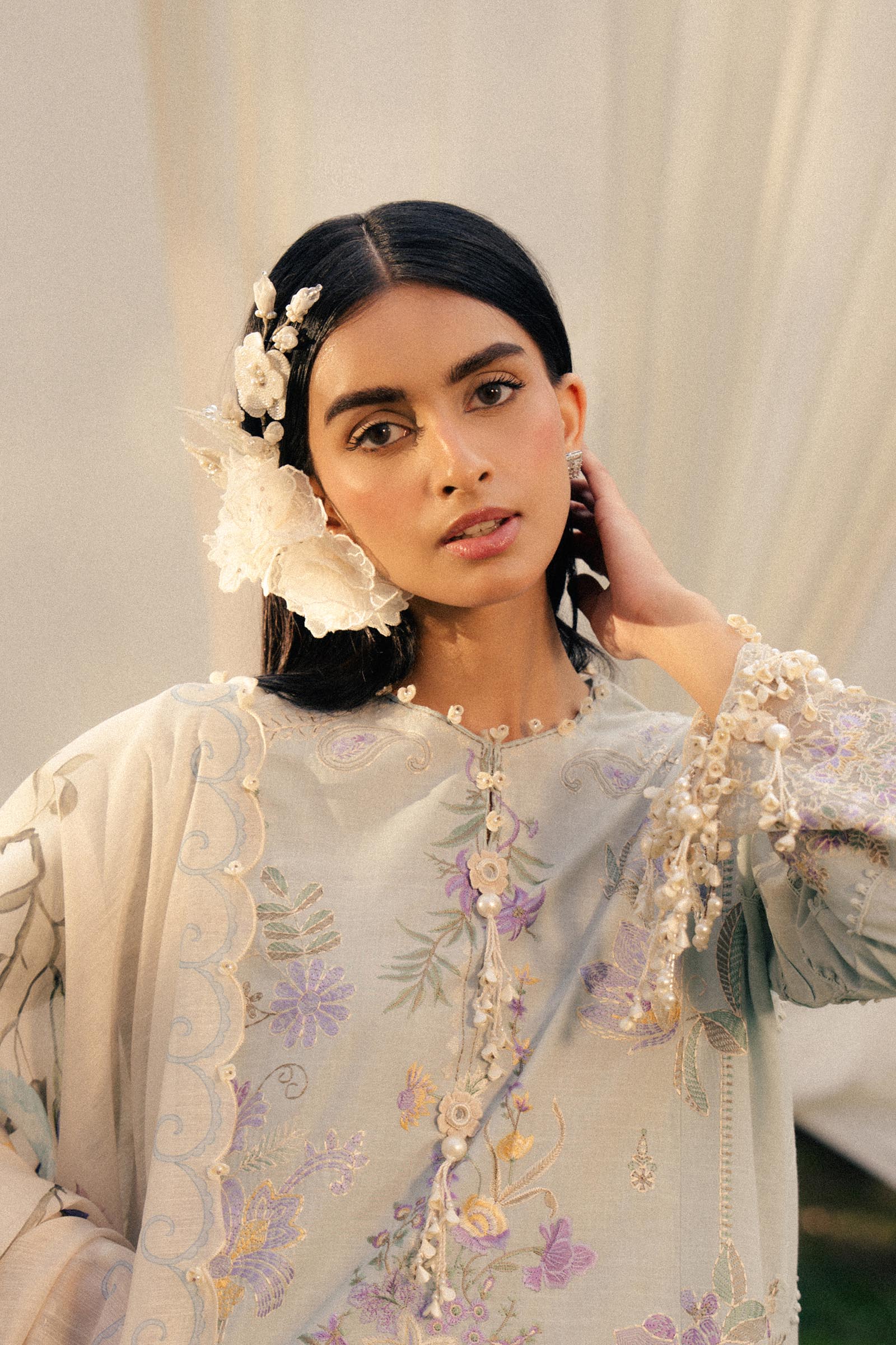 L251-003B-3DI- Ice Blue Luxury Lawn Outfit By- Sana Safinaz