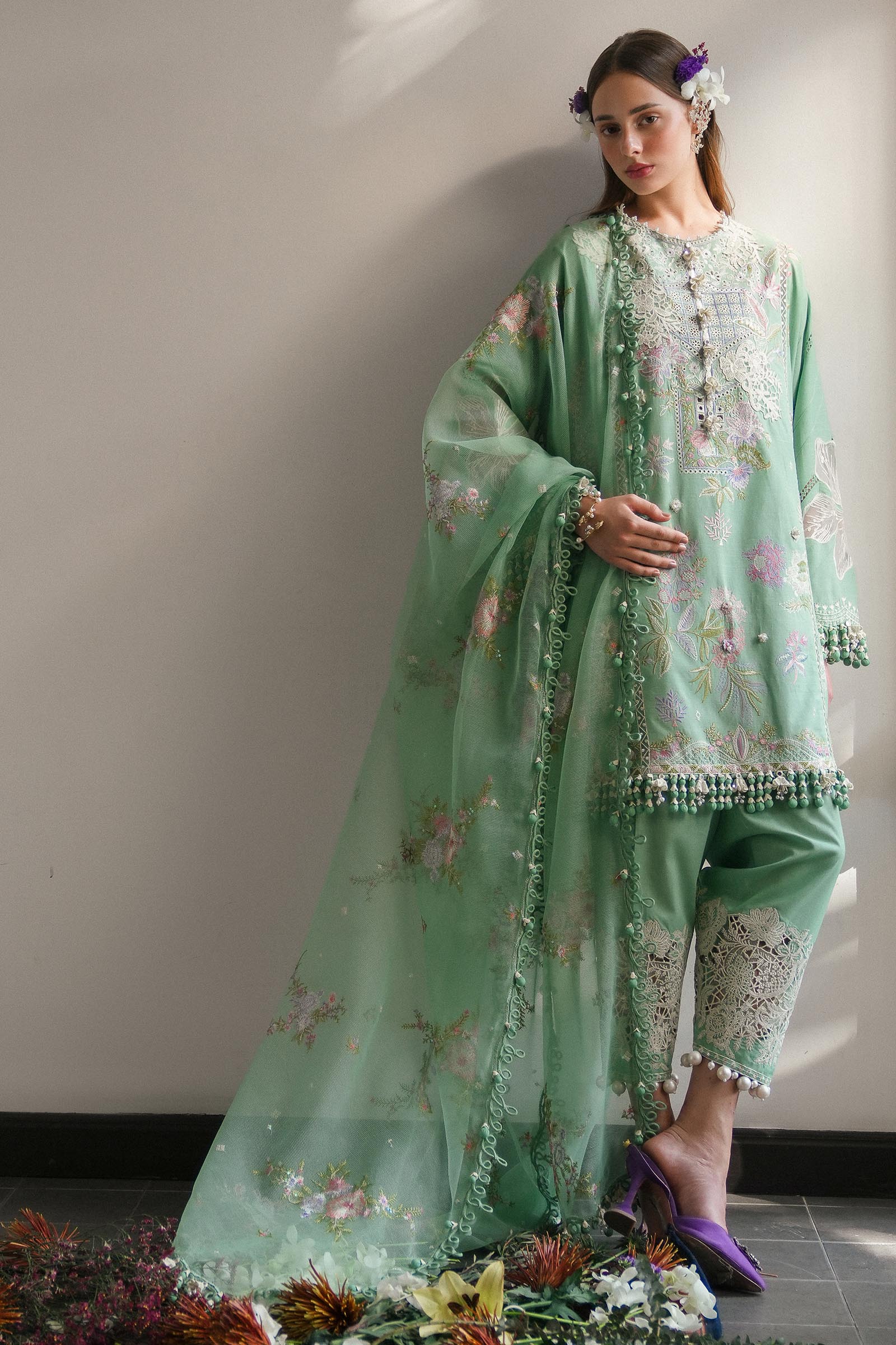 L251-008A-3CT- Sage Green Luxury Lawn Outfit By- Sana Safinaz