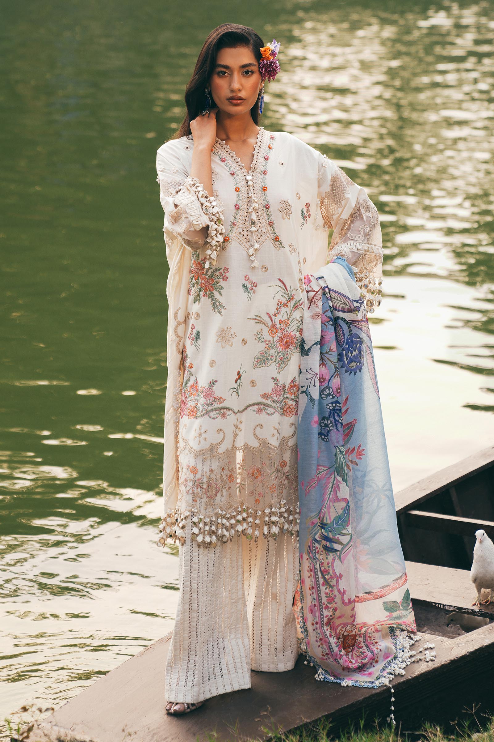 L251-010B-3DI- Off white Luxury Lawn Outfit By- Sana Safinaz