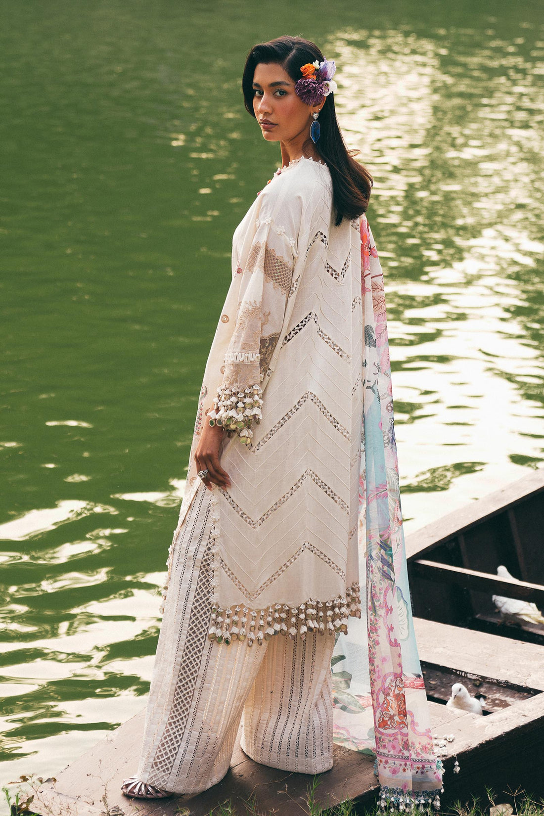 L251-010B-3DI- Off white Luxury Lawn Outfit By- Sana Safinaz