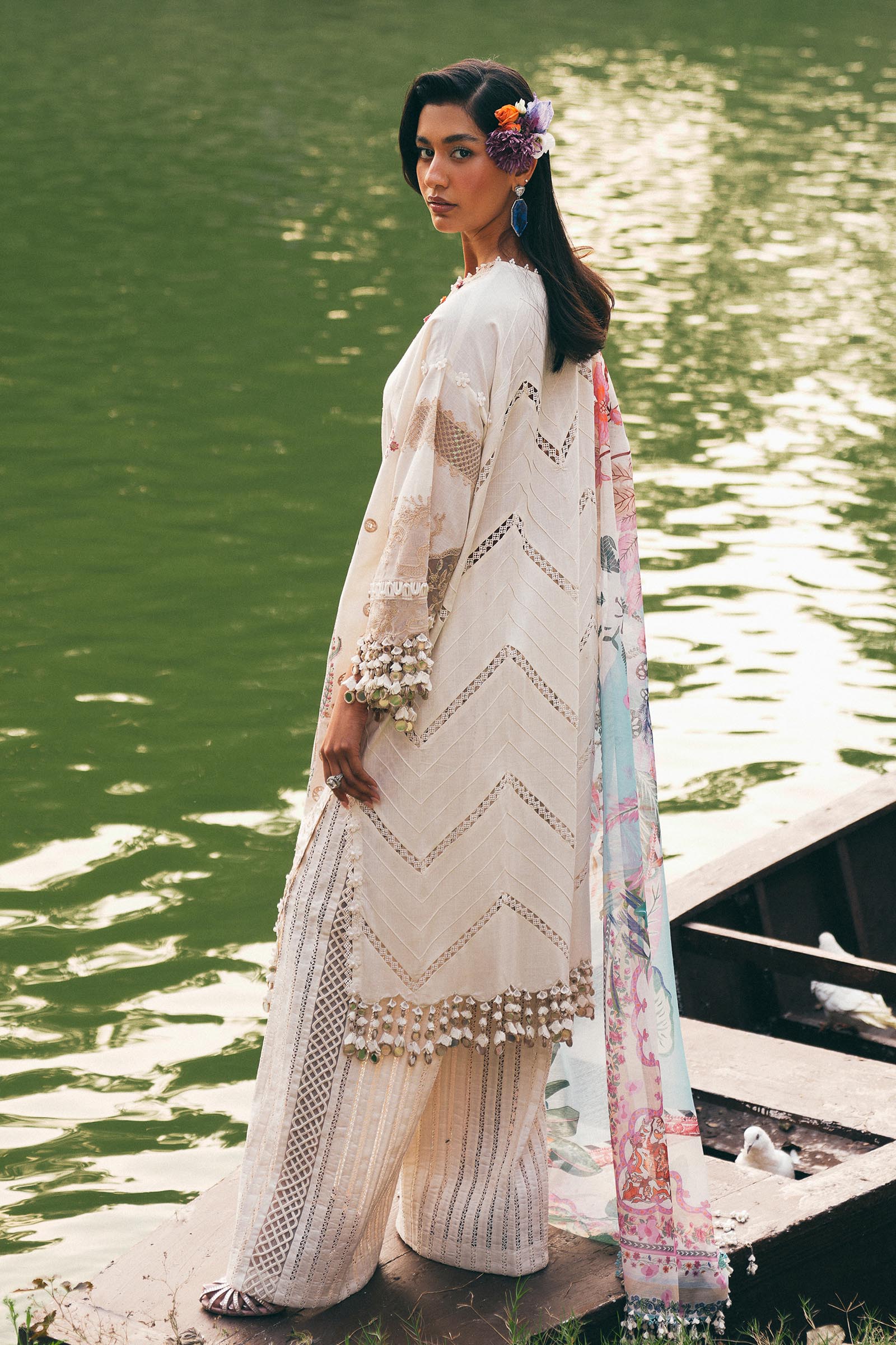 L251-010B-3DI- Off white Luxury Lawn Outfit By- Sana Safinaz
