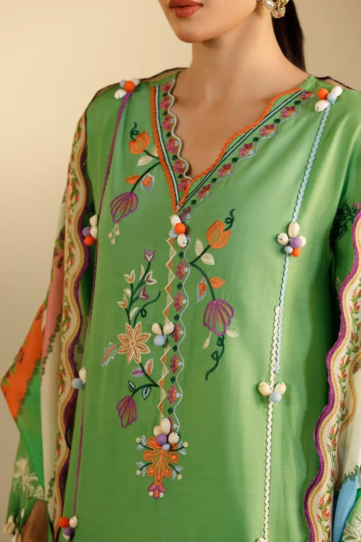M262-006A green Sana Safinaz Muzlin stitched suit with net dupatta