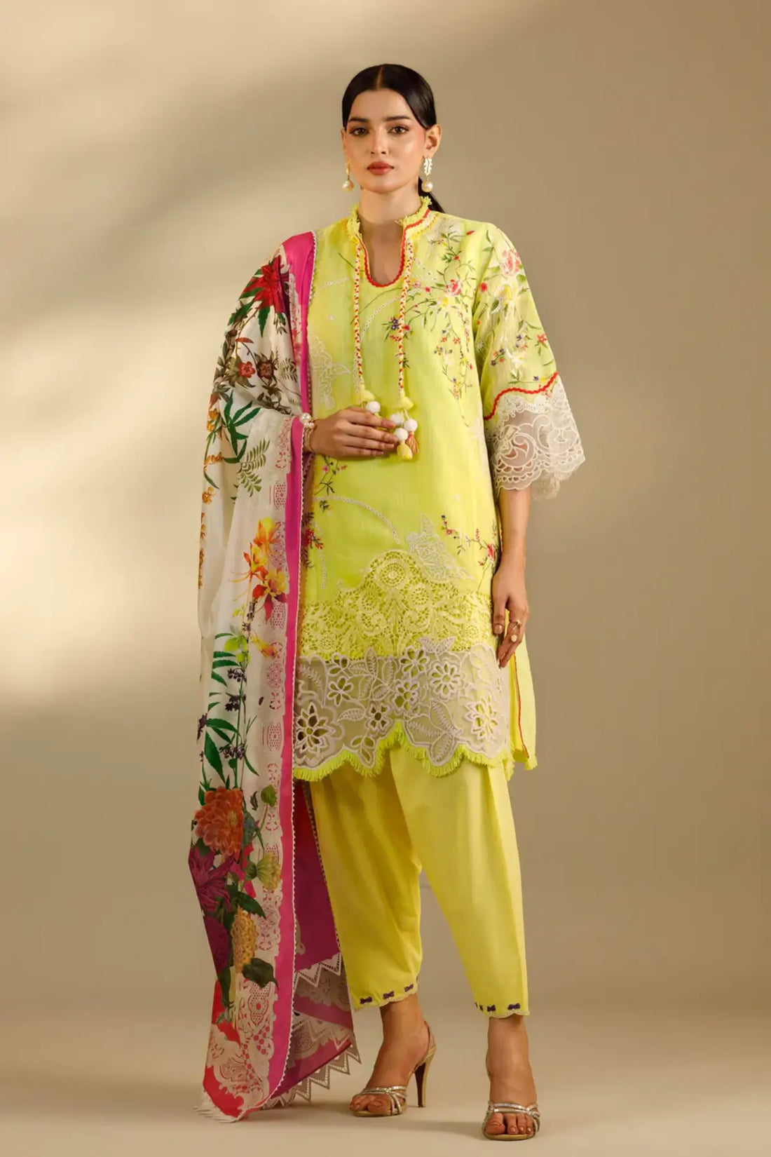 M262-010A yellow Sana Safinaz stitched suit with silk dupatta