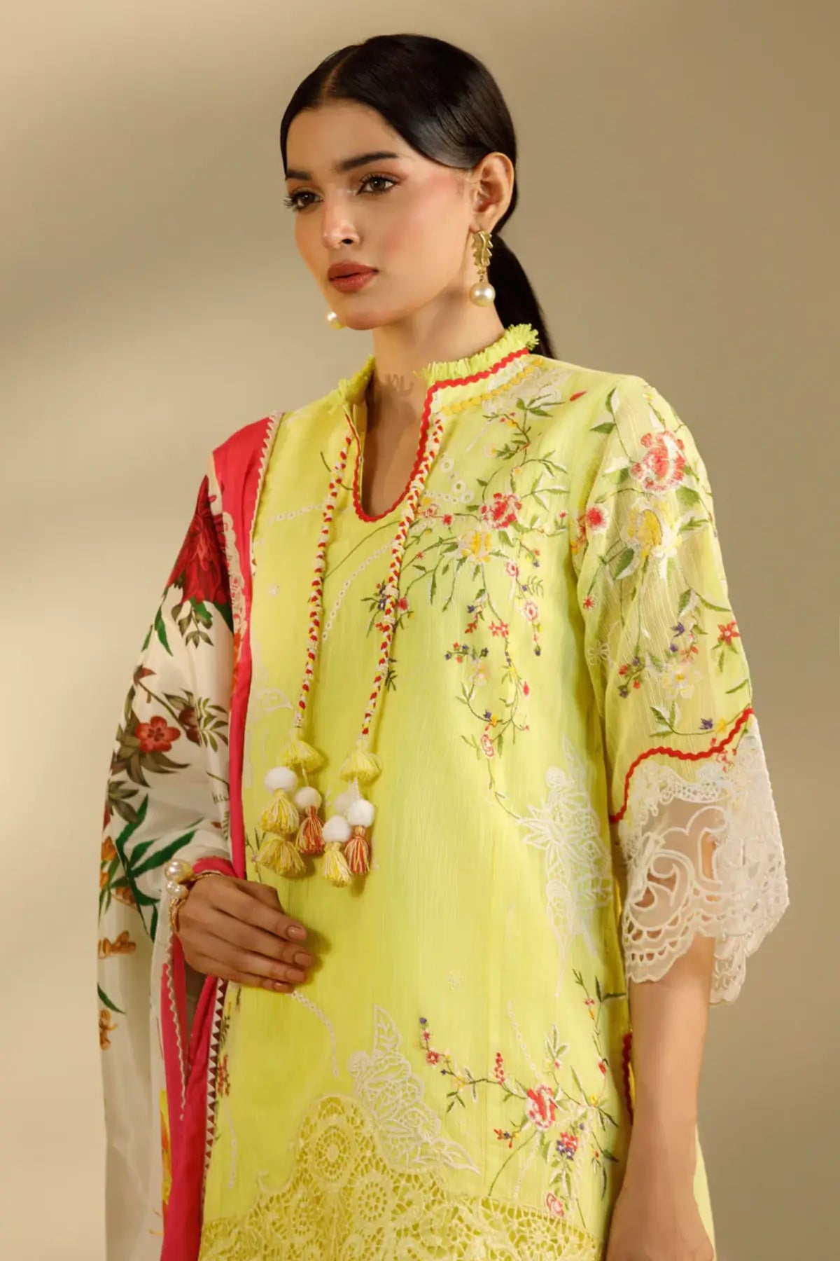 M262-010A yellow Sana Safinaz stitched suit with silk dupatta