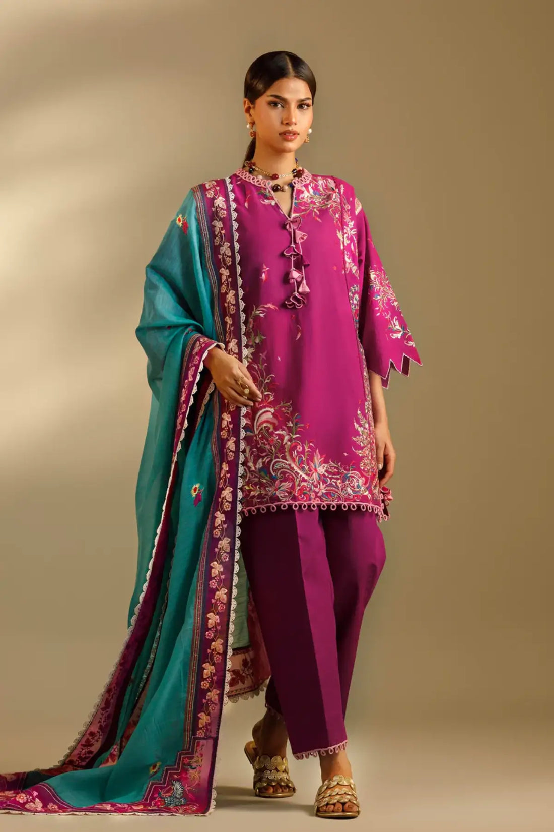 M262-016B magenta Sana Safinaz Muzlin stitched 3PC suit with embroidered dupatta