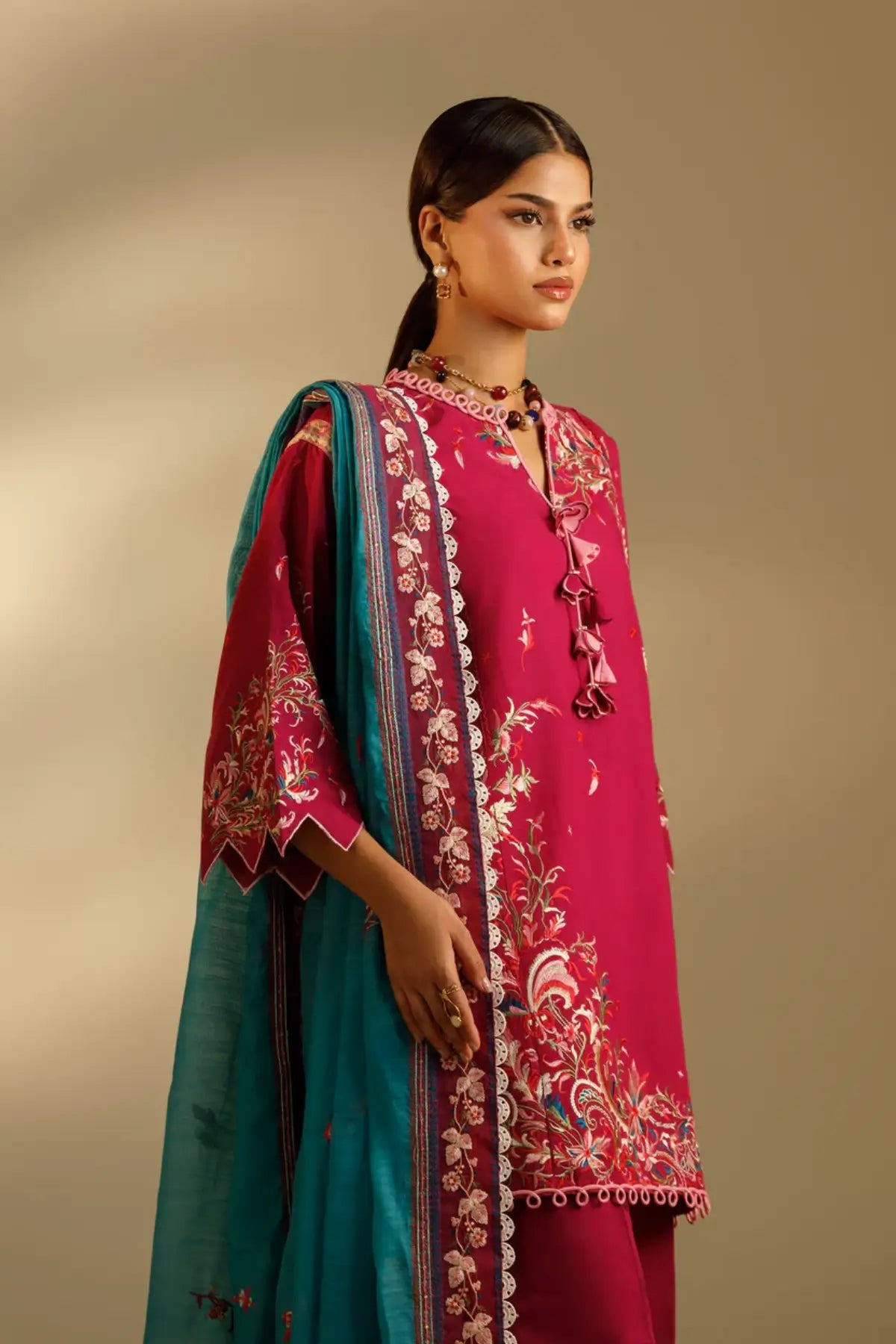 M262-016B magenta Sana Safinaz Muzlin stitched 3PC suit with embroidered dupatta