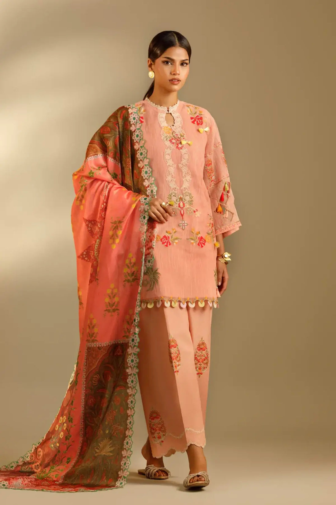 M262-019B peach embroidered Muzlin 3PC suit by Sana Safinaz