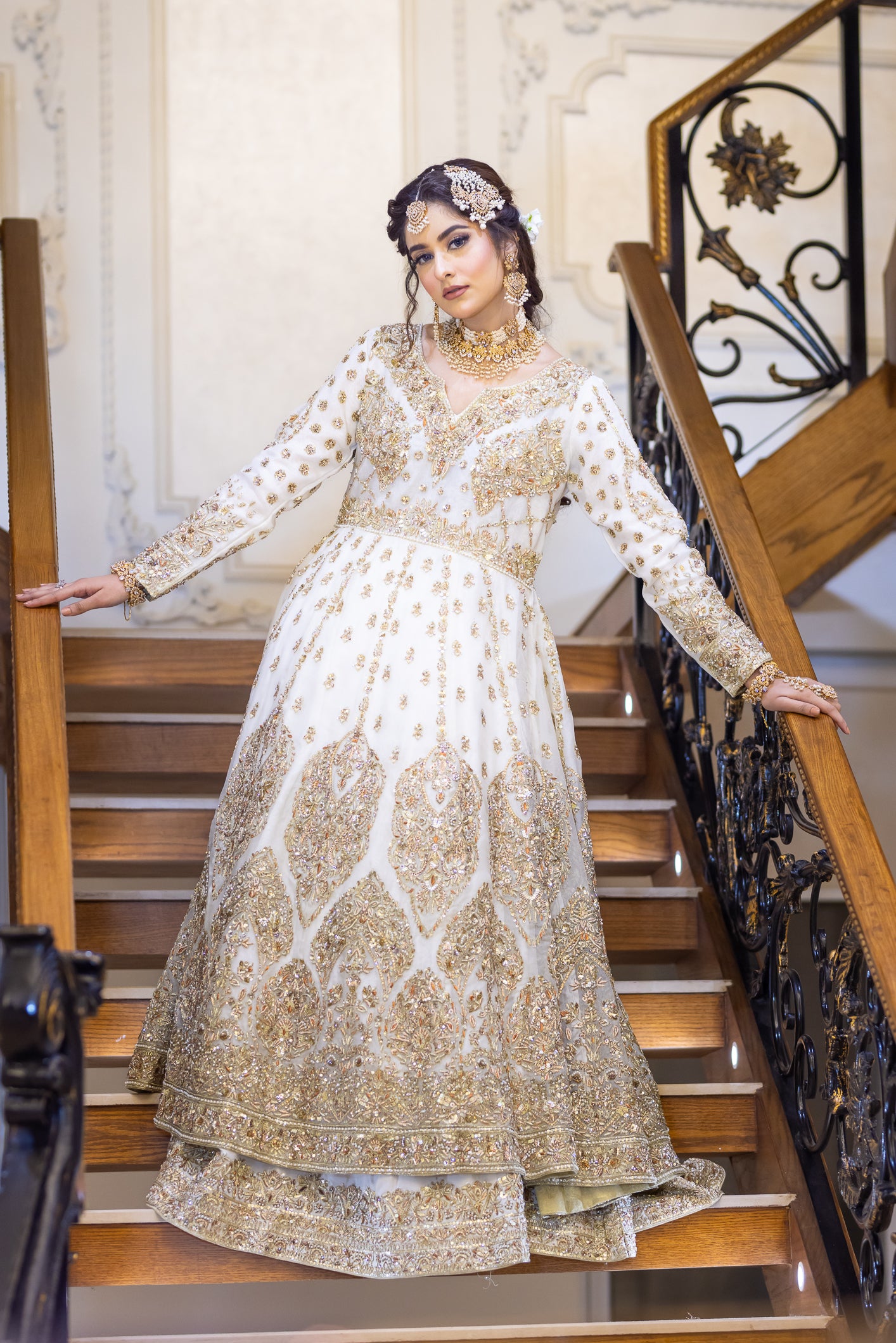 Mah-e-Noor - Traditional White Pure Organza Outfit for Brides