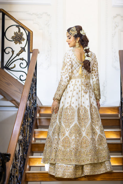 Mah-e-Noor - Traditional White Pure Organza Outfit for Brides