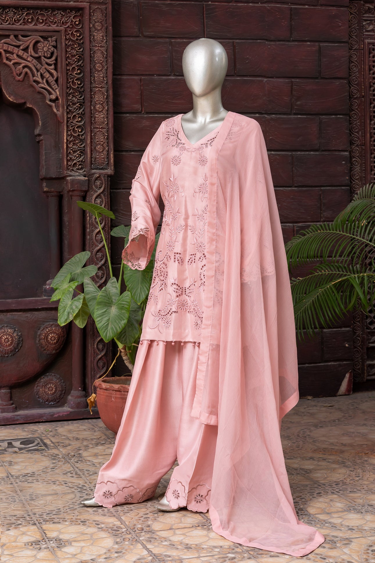 Mahru- Dusty rose Sheesha silk Pakistani dress