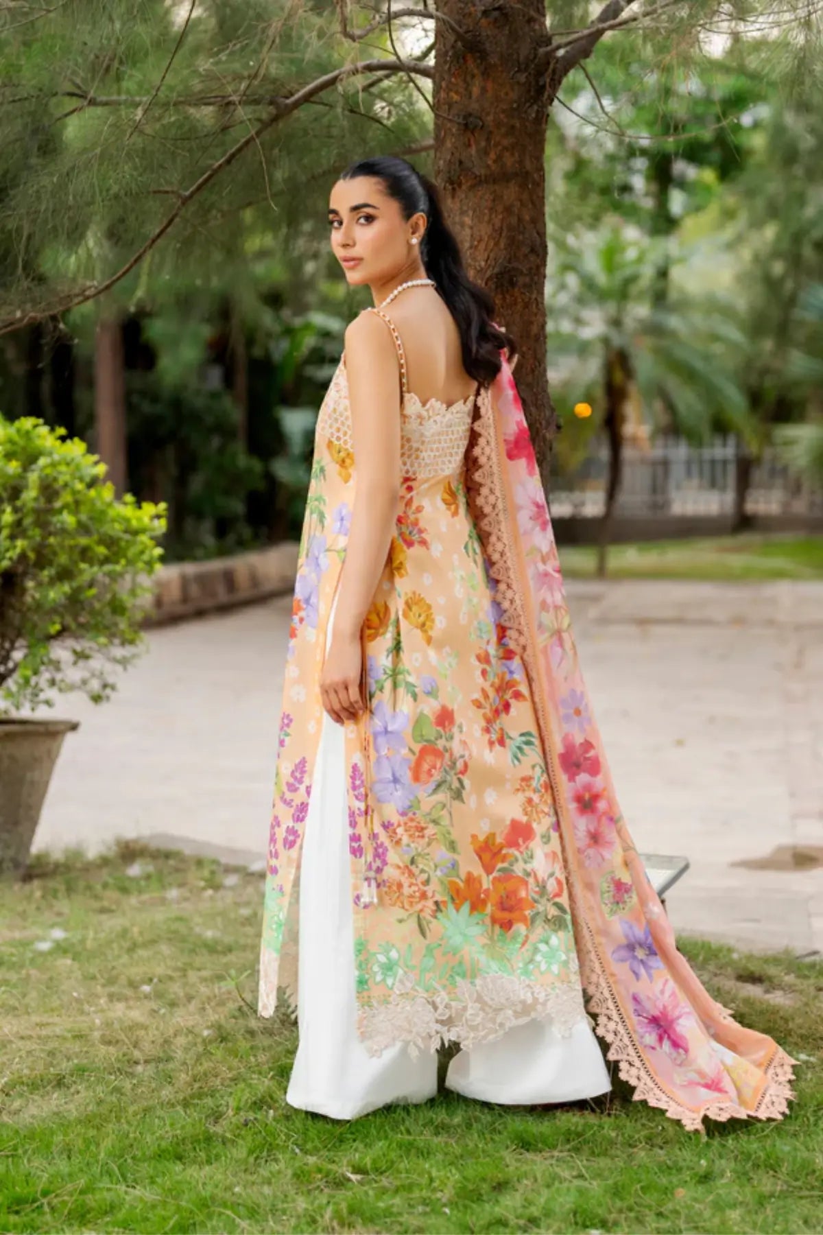 Marigold Muse MSSL-11 by Asifa & Nabeel peach stitched lawn 3PC from Meraki Summer 26