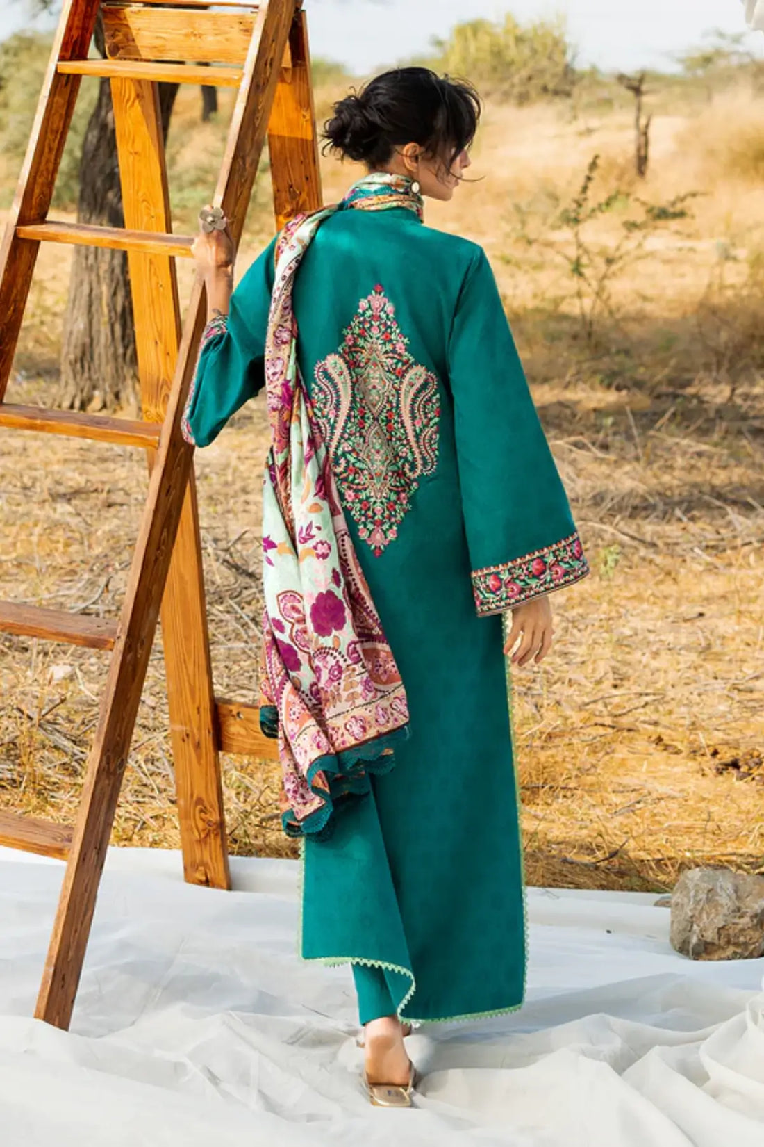 Zainab Chottani Mehri teal chikankari stitched lawn 3PC with silk dupatta