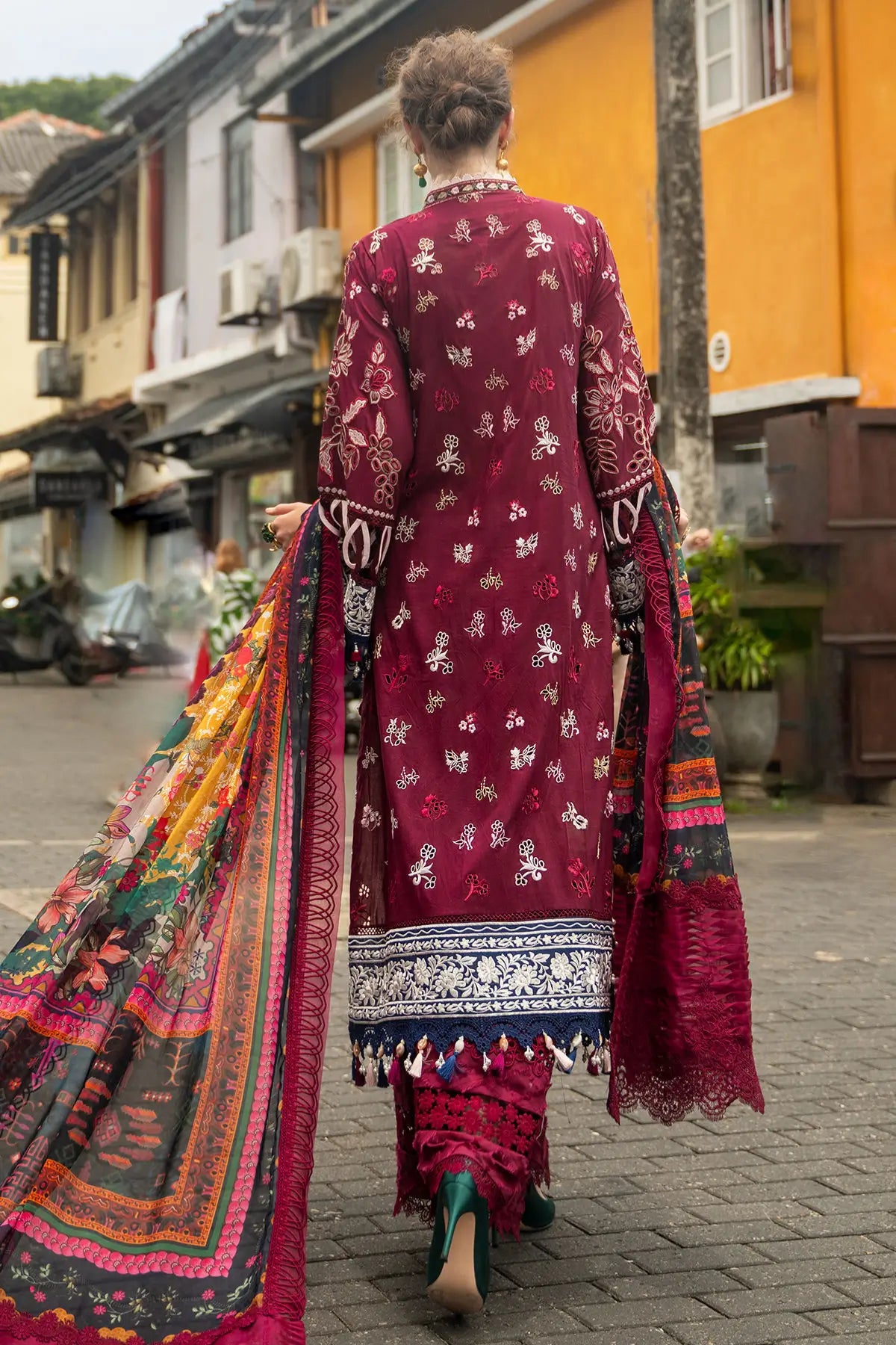 Annus Abrar Melia embroidered maroon lawn outfit Pakistanimoda