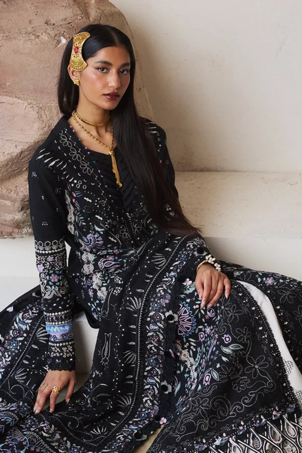 Meravi black statement embroidered lawn suit by Suffuse with chiffon dupatta