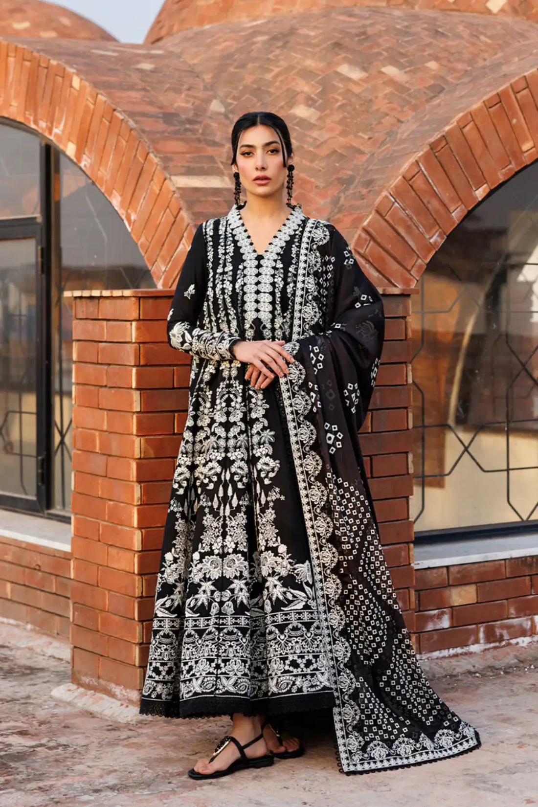 Midnight Bliss Emaan Adeel black and white embroidered lawn suit with printed silk dupatta