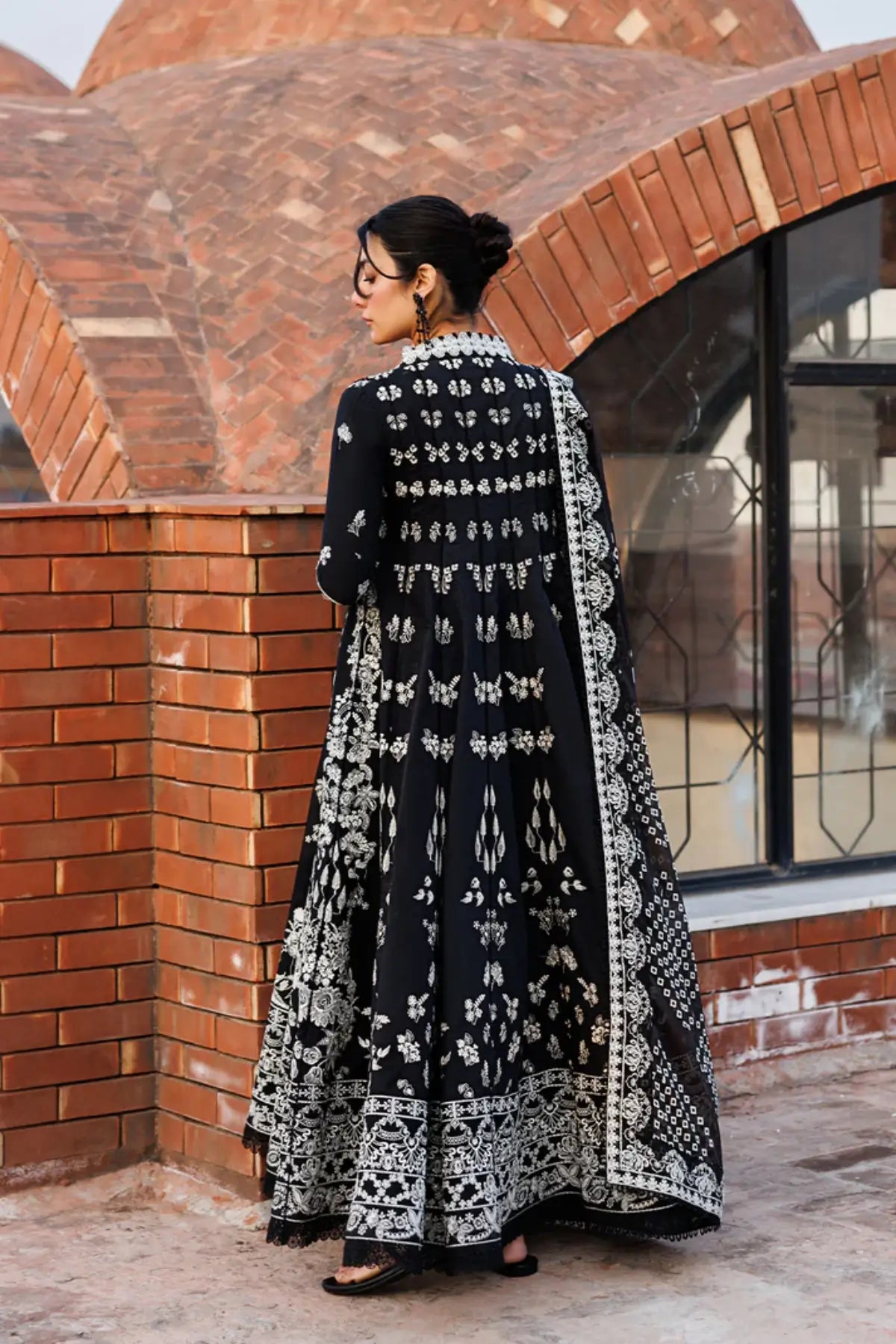 Midnight Bliss Emaan Adeel black and white embroidered lawn suit with printed silk dupatta